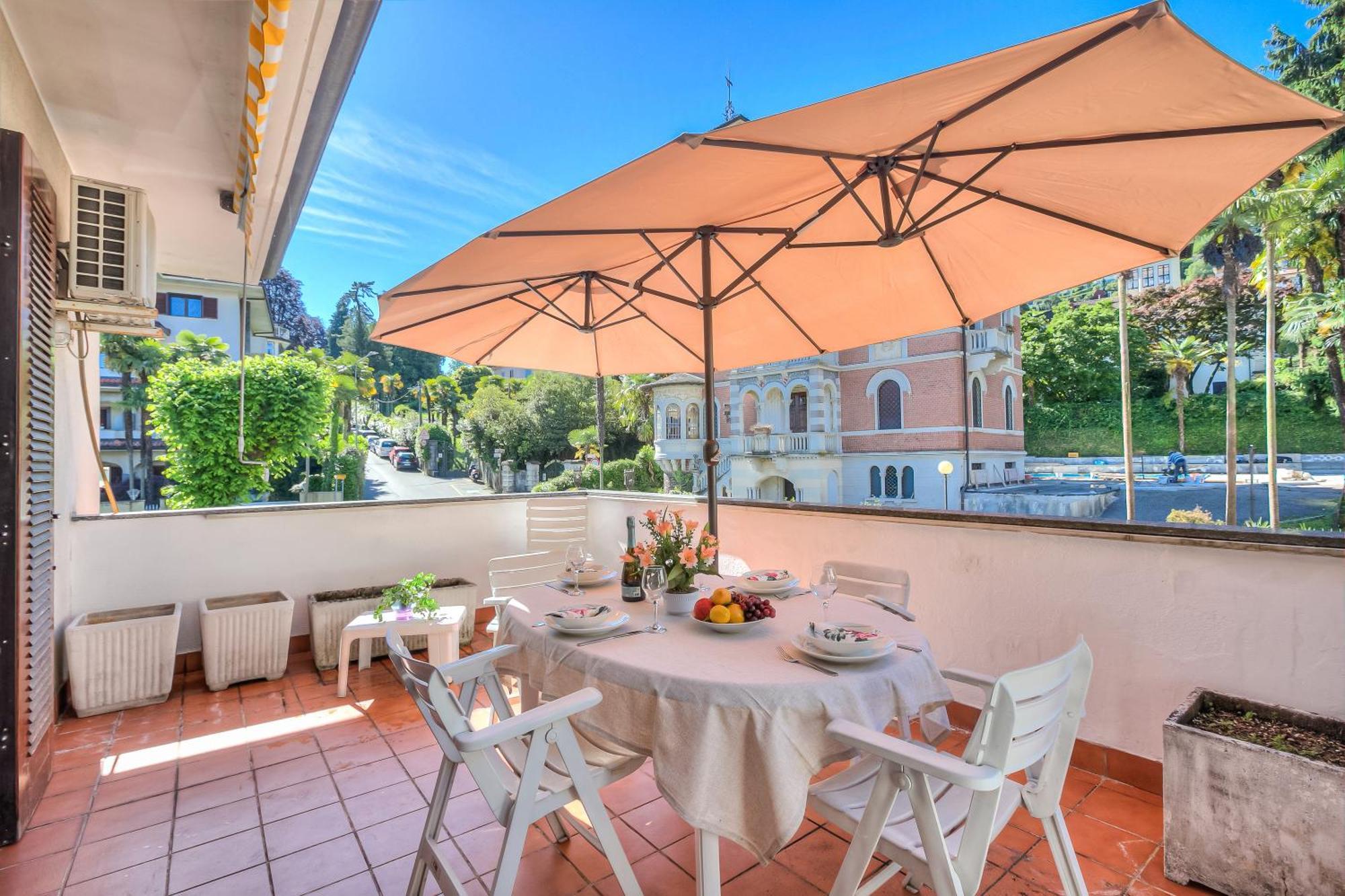 Appartamento Gaya Stresa Center - Happy Rentals Exterior photo