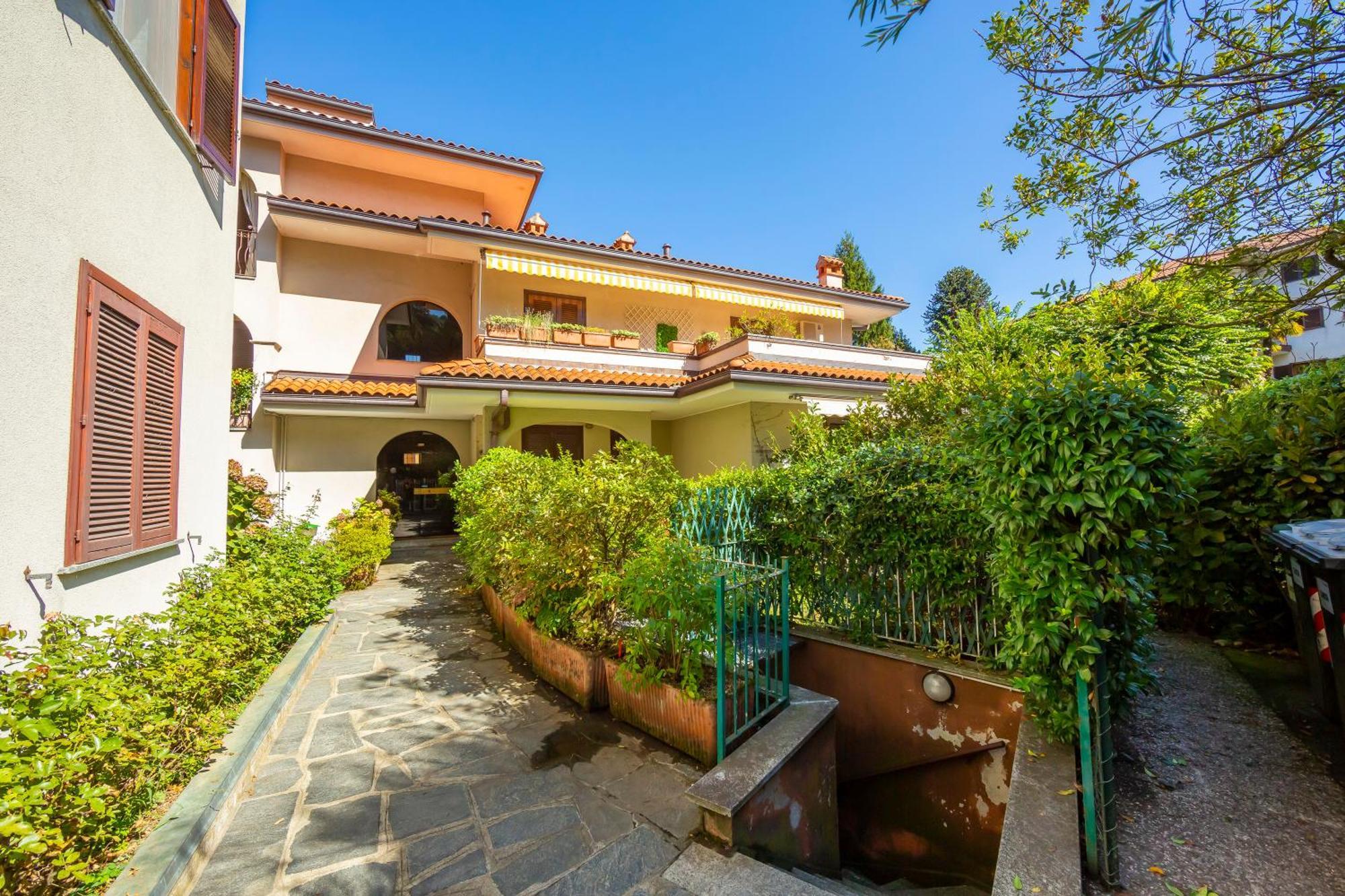Appartamento Gaya Stresa Center - Happy Rentals Exterior photo